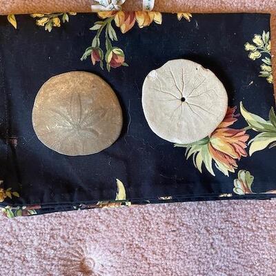 Miscellaneous decorative things - see pics