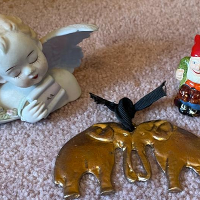 Miscellaneous decorative things - see pics