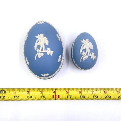 WEDGWOOD PALE BLUE JASPERWARE CHERUB LIDDED EGGS SET OF 2