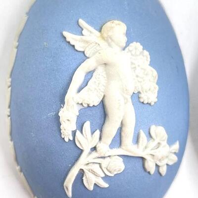 WEDGWOOD PALE BLUE JASPERWARE CHERUB LIDDED EGGS SET OF 2