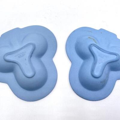 WEDGWOOD PALE BLUE JASPERWARE CLUB DISH/TRAY SET OF 2