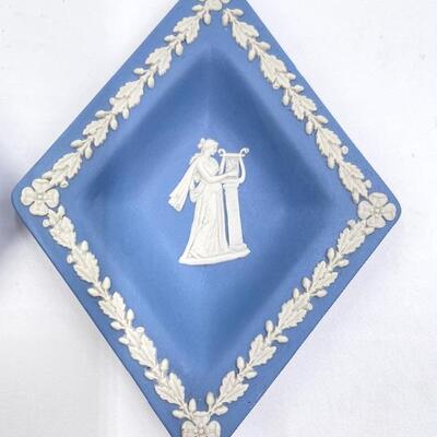 WEDGWOOD PALE BLUE JASPERWARE DIAMOND DISH/TRAY SET OF 2