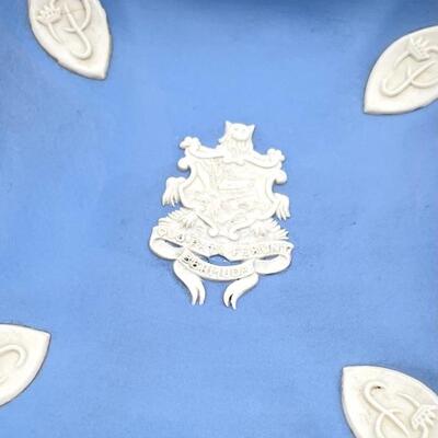 WEDGWOOD PALE BLUE JASPERWARE BERMUDA COAT OF ARMS SMALL DISH/TRAY