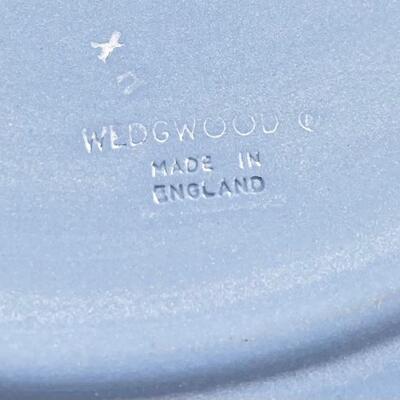 WEDGWOOD PALE BLUE JASPERWARE "AMERICAâ€™S HERITAGE" PLATE