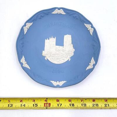 WEDGWOOD PALE BLUE JASPERWARE "CHRISTMAS 1990" DURHAM CATHEDRAL PLATE