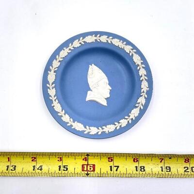 WEDGWOOD PALE BLUE JASPERWARE “BISHOP” SMALL PLATE
