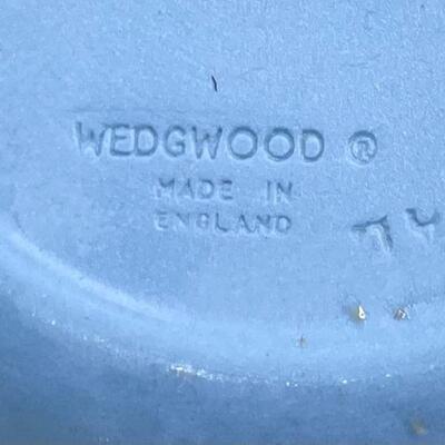 WEDGWOOD PALE BLUE JASPERWARE “CITY OF LONDON CREST” SMALL ROUND DISH/TRAY