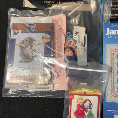 Lot of 7 cross stitch kits