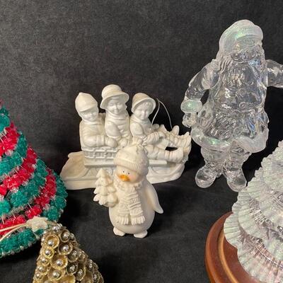 Lot of Miscellaneous Christmas Decor