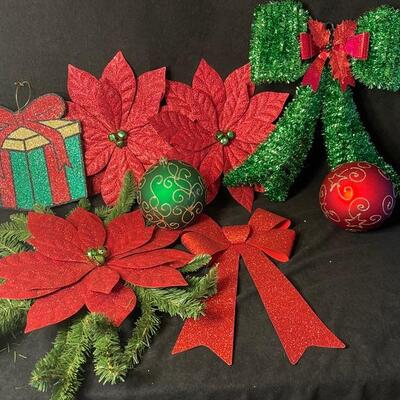 Glittery Christmas Decor