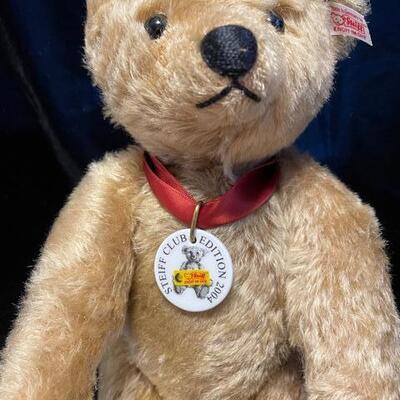 Club franz teddy bear 2004