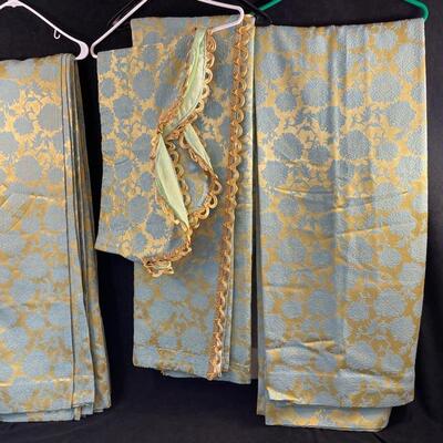 Vintage 70s Draperies  6 panels