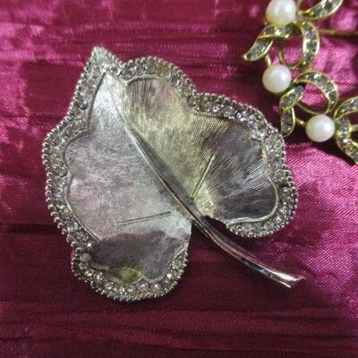 Lot 7 - (2) Embellished Brooches (BSK and Unmarked)