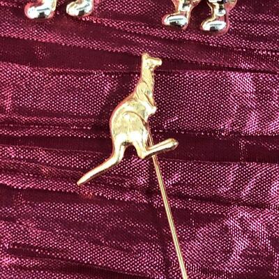 Lot 9 - (3) Animal Brooches