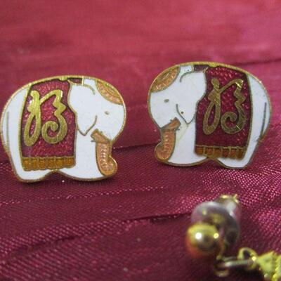 Lot 42 - Elephants and Lighthouses Earrings