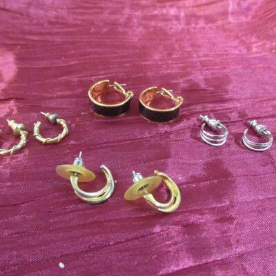 Lot 43 - (4) Circular Earrings