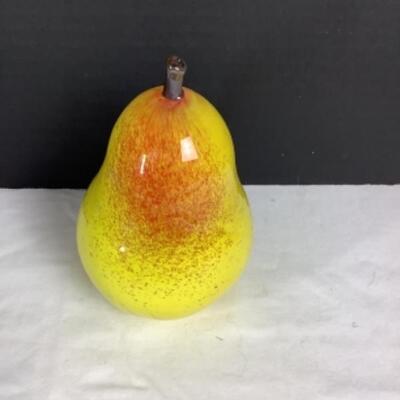 N - 189 Signed / Crafted by Shawn E. Messenger 2016 Pear Paper Weight 