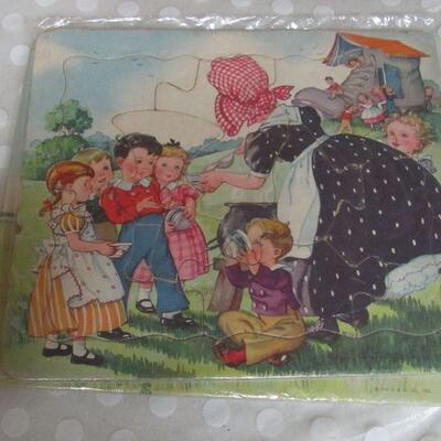 Kid's Lot 3 Books, 2 Puzzles, Coca Cola Betty Paper Doll