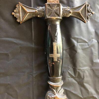 Antique Horstmann Philadelphia Knights Templar Commander Sword with Original Case and Belt Buckle with Chain