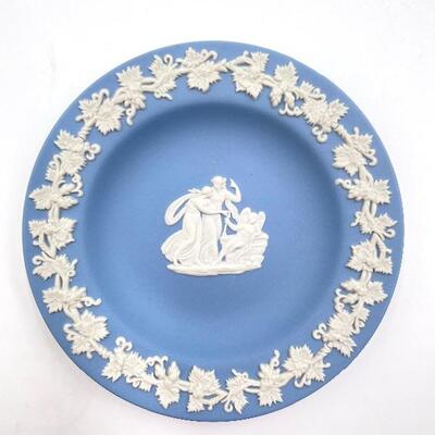 WEDGWOOD PALE BLUE JASPERWARE SMALL ROUND TRAY/DISH