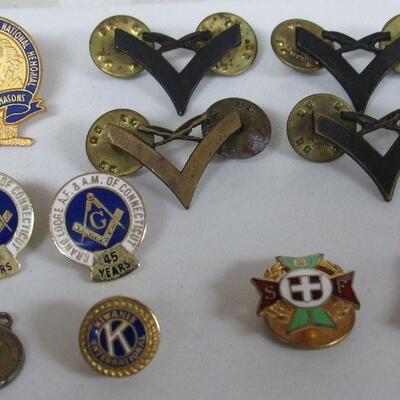 Lot of Vintage Tiny Tie/Lapel Pins Masons, 4H, Many More