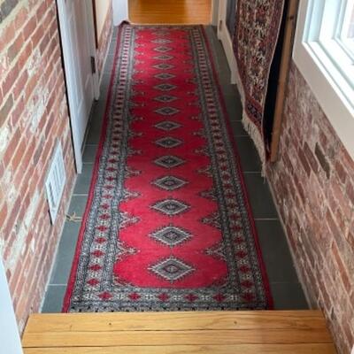 Beautiful antique runner 