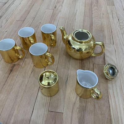 Vintage Gold Colored 4-Cup Coffee Set
