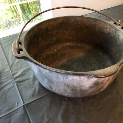 Antique Cast Iron Pans Tools Cooking Camping Outdoor Kitchen Fire Set