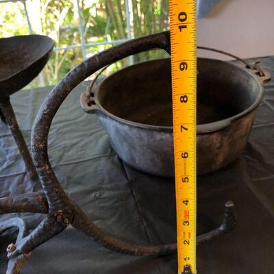Antique Cast Iron Pans Tools Cooking Camping Outdoor Kitchen Fire Set