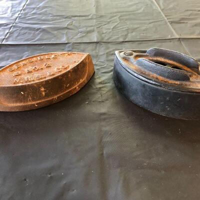 Pair of Antique Cast Iron Sad Irons for Pressing Clothes