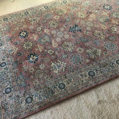 Classic Pattern Area Rug with Fringe 68 x 98 Inches 