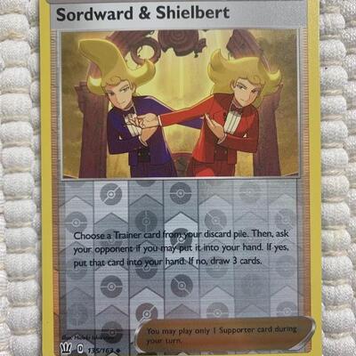 Sordward & Shielbert reverse  holographic card