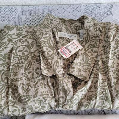 Lot 21: Short Sleeve Ladies Shirts