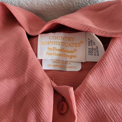 Lot 22: New PENDLETON Ladies Silk Long Sleeve Shirts