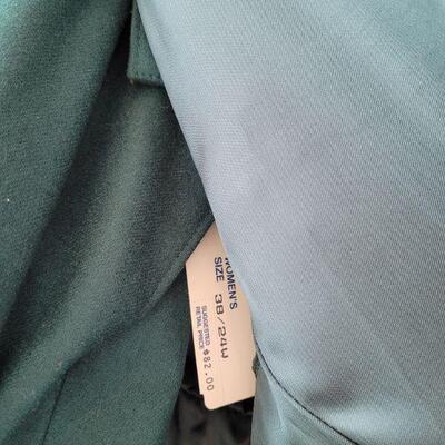 Lot 25: New Ladies PENDLETON Suits 