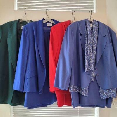 Lot 25: New Ladies PENDLETON Suits 