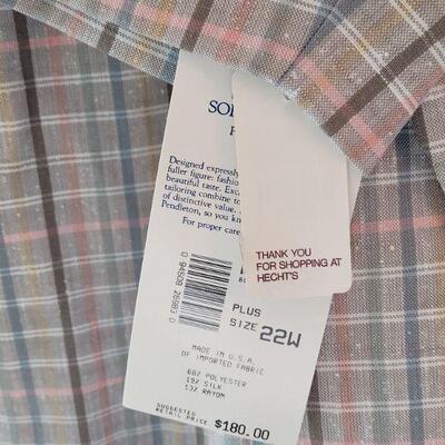Lot 26: New PENDLETON Ladies Suits