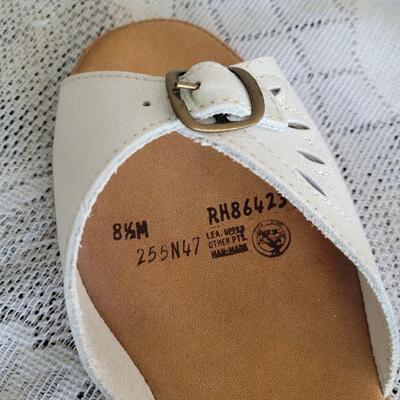 Lot 28: Naturalizer Shoe Lot