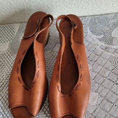 Lot 28: Naturalizer Shoe Lot