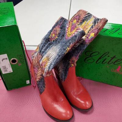 Red Peacock Boots NIB  