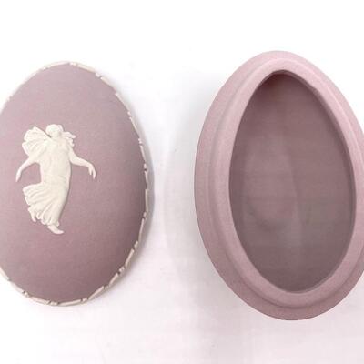 WEDGWOOD LILAC JASPERWARE LIDDED EGG