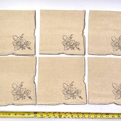 VINTAGE MARGRIT RAEBSAMEN CREAM AND SILVER EMBROIDERED TABLECLOTH AND 6 NAPKINS