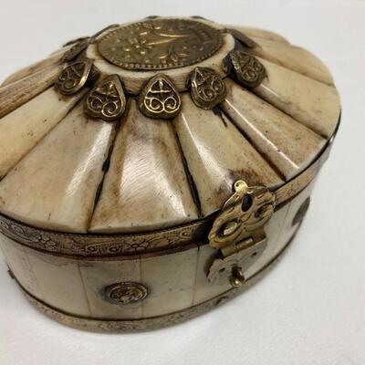 Vintage Bone and Brass Jewelry Box 4.5” x 3.5”