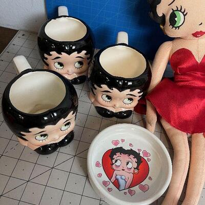#12 (5) Betty Boop Collection 