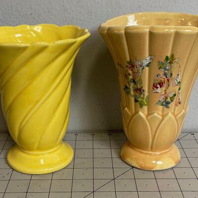 #81 2 Vintage Vases (McCoy?)