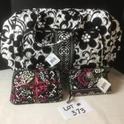 P373 New with Tag 3pc Set of Vera Bradley Tote and Wallets 