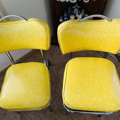 Mid-Century Modern Yellow Chrome Dining Table & Chairs: 