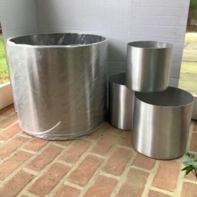 O - 300 Lot of Four Silver Cylinder Planters 