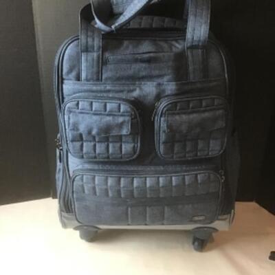 P398 New with Tag LUG Spinner Travel Bag with travel Accessories