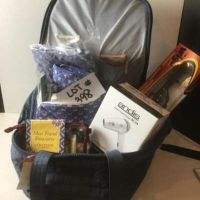 P398 New with Tag LUG Spinner Travel Bag with travel Accessories